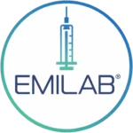 Favicon de Emilab Solutions operador farmacéutico con icono de jeringa médica representando soluciones farmacéuticas, trazabilidad y suministro institucional.